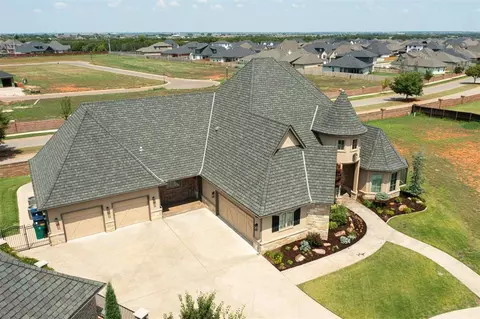 8348 NW 129th Ct, Oklahoma City, OK 73142