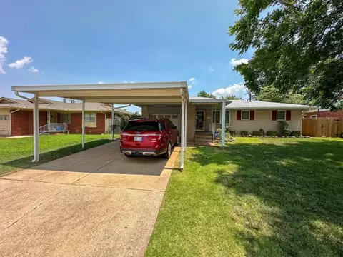1809 Ronald St, Yukon, OK 73099