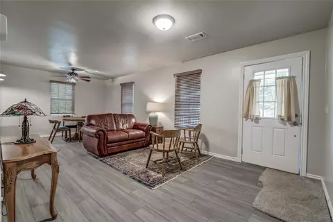 7750 E Charter Oak Rd, Guthrie, OK 73044 photo 13