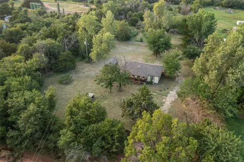 7750 E Charter Oak Rd, Guthrie, OK 73044 photo 3