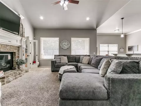 1420 Atalon Dr, Moore, OK 73160 photo 3