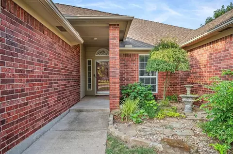 2400 Tropicana Ave, Norman, OK 73071