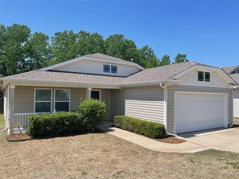 15421 Calm Wind Dr, Oklahoma City, OK 73170