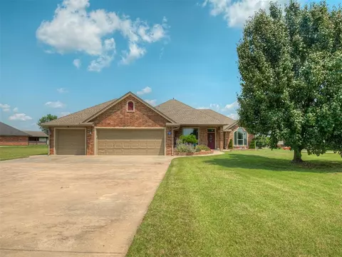 4210 Woodmark Dr, Harrah, OK 73045