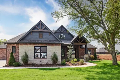 12817 Parkside Dr, Oklahoma City, OK 73173