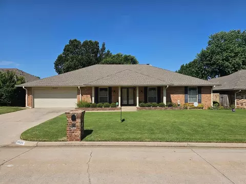 13337 Apple Valley Dr, Oklahoma City, OK 73120