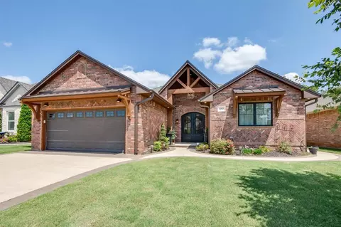 1217 River Birch Dr, Yukon, OK 73099