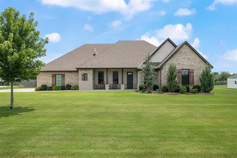 6975 Oakmonte Cir, Edmond, OK 73025
