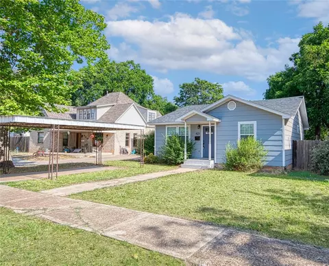 423 W Jefferson St, Mangum, OK 73554