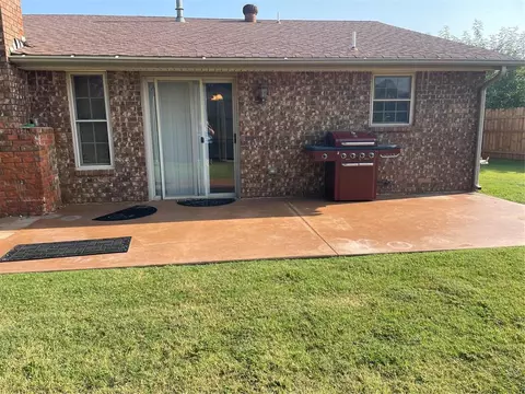 2008 Sierra St, Norman, OK 73071 photo 3