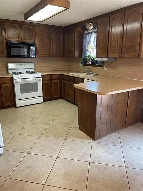 2008 Sierra St, Norman, OK 73071 photo 8