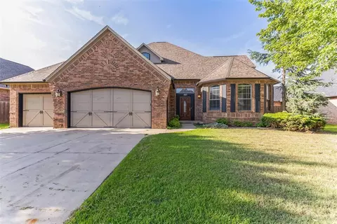 820 Justin Dr, Yukon, OK 73099