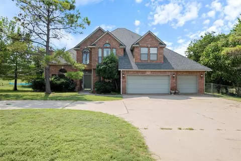 3315 S Bryant Ave, Moore, OK 73160