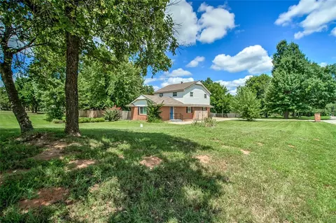 4101 E 30th St, Edmond, OK 73013