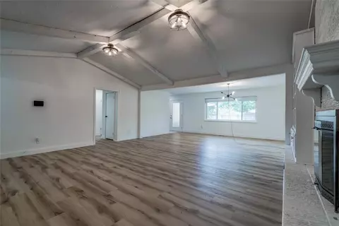 4101 E 30th St, Edmond, OK 73013 photo 19