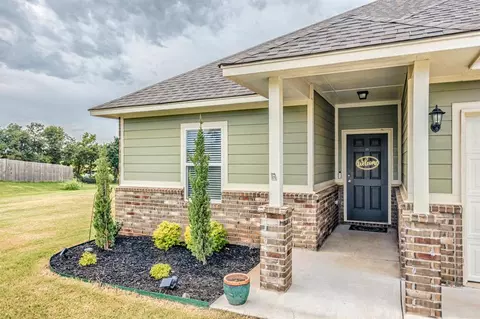 4525 Smokestack Rd, Guthrie, OK 73044