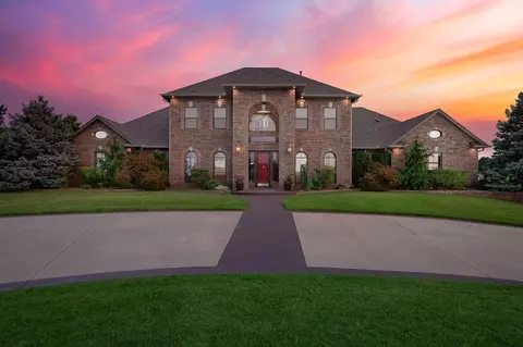 1424 N Bittercreek Ter, Mustang, OK 73064