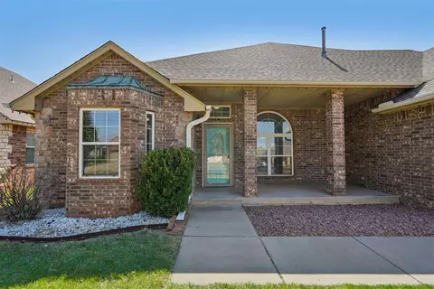 1804 Dorothy Dr, Moore, OK 73170