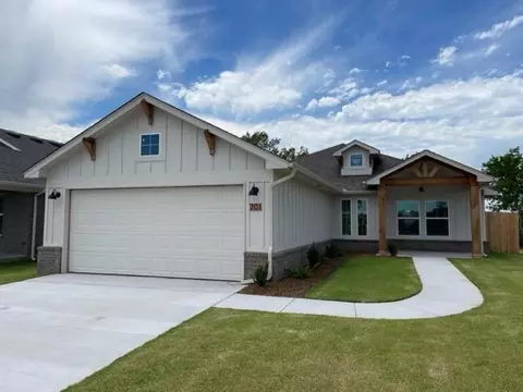 701 Argos Rd, Yukon, OK 73099