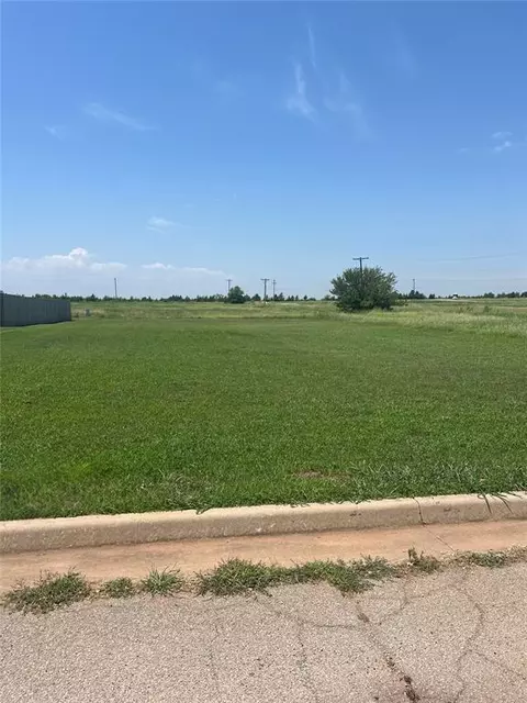 1907 Pinehurst Dr, Perry, OK 73077