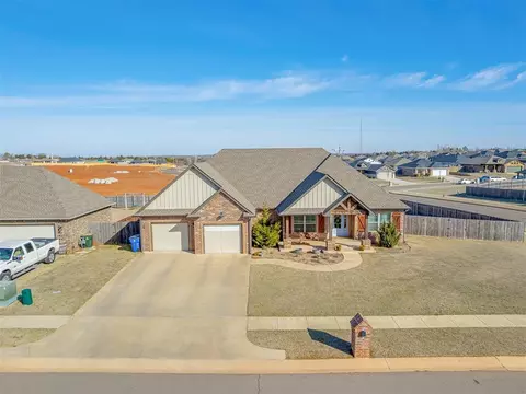 421 Isabella Dr, Blanchard, OK 73010