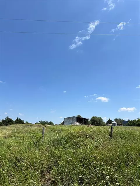 5904 N Evans Rd, El Reno, OK 73039