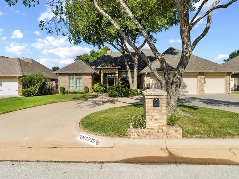 12225 Lorien Way, Oklahoma City, OK 73170