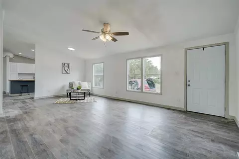 21 Walker Ln, Mcloud, OK 74851 photo 3