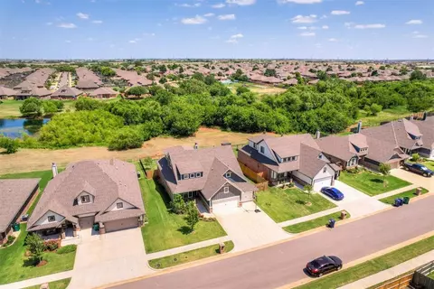 14108 Kamber Dr, Yukon, OK 73099