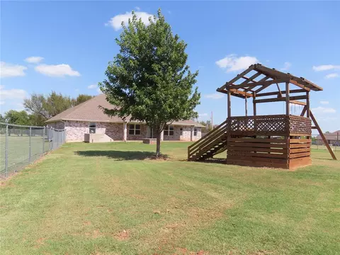 1178 S Czech Hall Rd, Tuttle, OK 73089 photo 24