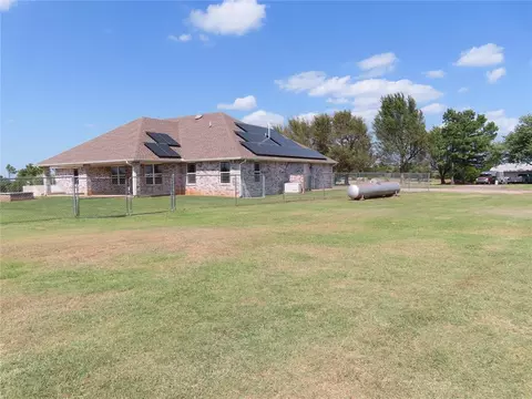 1178 S Czech Hall Rd, Tuttle, OK 73089 photo 31