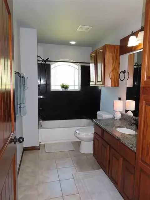 1178 S Czech Hall Rd, Tuttle, OK 73089 photo 11