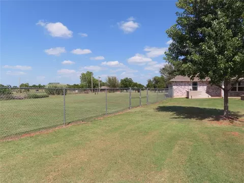 1178 S Czech Hall Rd, Tuttle, OK 73089 photo 25