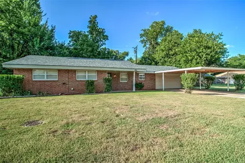 505 Turtle Creek Dr, Yukon, OK 73099