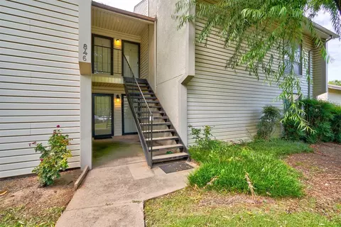 846 Cardinal Creek Blvd #B, Norman, OK 73072