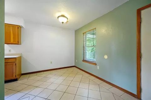 404 N Bock St, Broken Bow, OK 74728 photo 9