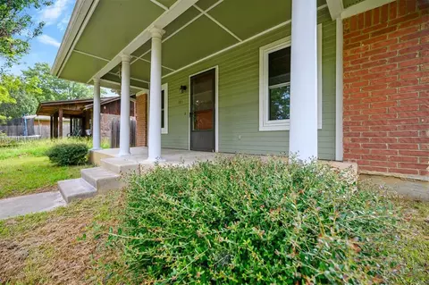 404 N Bock St, Broken Bow, OK 74728 photo 4