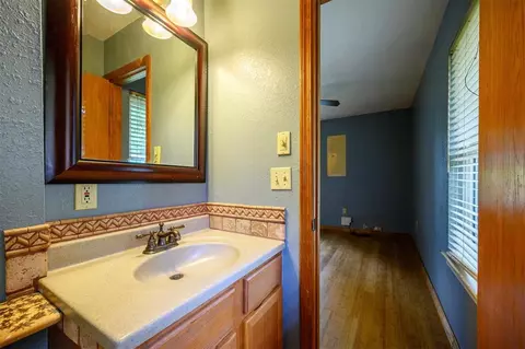 404 N Bock St, Broken Bow, OK 74728 photo 34