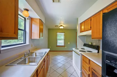 404 N Bock St, Broken Bow, OK 74728 photo 12