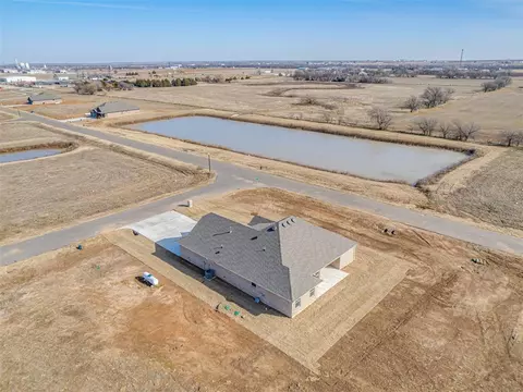 8696 Kayce St, El Reno, OK 73036