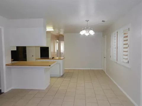 7400 NW 18th St, Bethany, OK 73008 photo 5