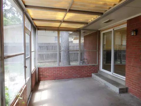 7400 NW 18th St, Bethany, OK 73008 photo 3
