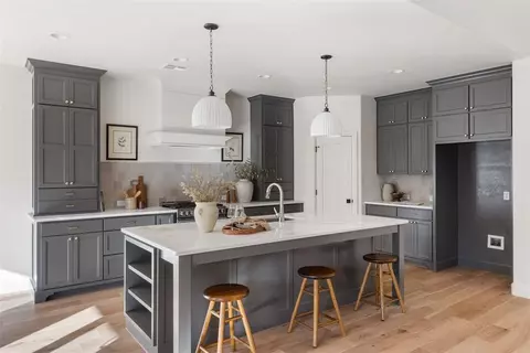 7124 Paddle Brook Ct, Edmond, OK 73034