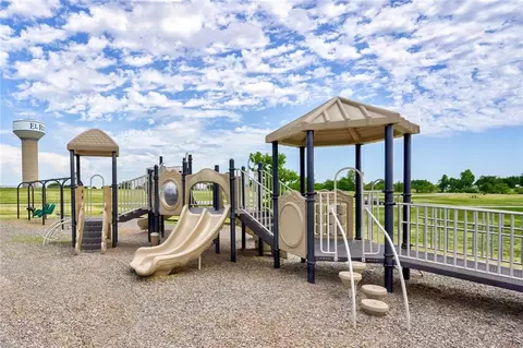 1612 Ruby Dr, El Reno, OK 73036 photo 10