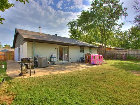 1608 Chamblee Dr, Norman, OK 73071 photo 7