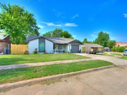 1608 Chamblee Dr, Norman, OK 73071 photo 3