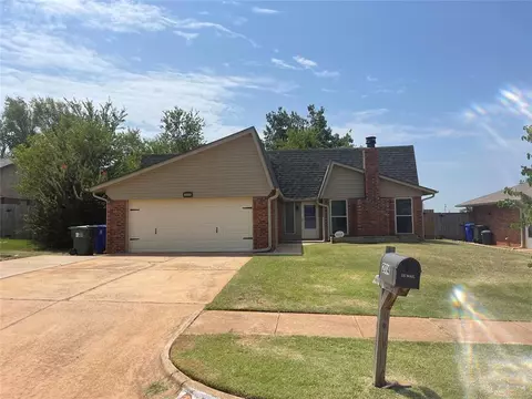 2014 Oakcreek Dr, Norman, OK 73071