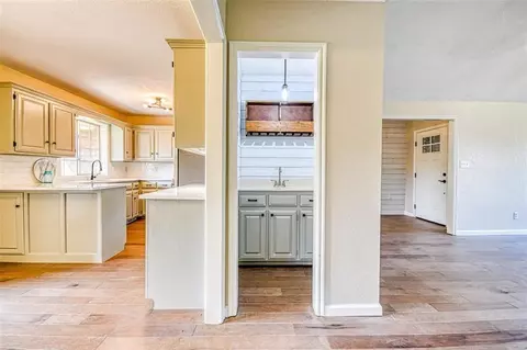 2420 Cimarron Dr, Norman, OK 73071 photo 9