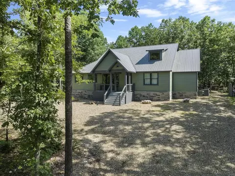379 Gentry Oak Ln, Broken Bow, OK 74728