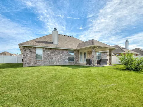 604 Dickens Ave, Yukon, OK 73099 photo 43